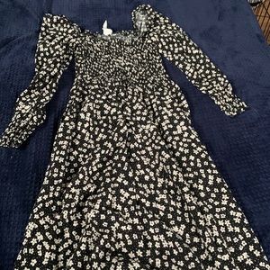 H&M ruffled back dress perfect for spring/summer!